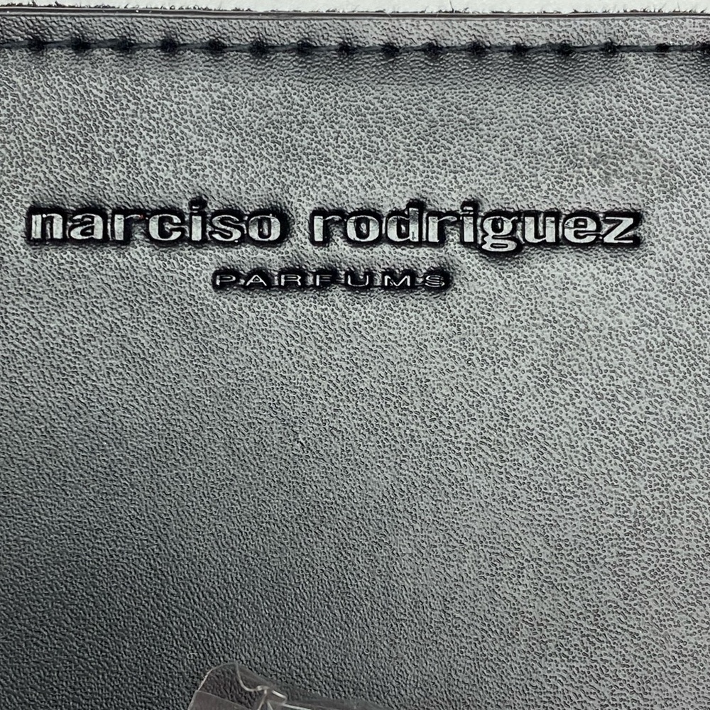 Narciso Rodriguez BLK  Make-up Bag with 3 Travel Perfume Atomizers, Spri… - Picture 2 of 6